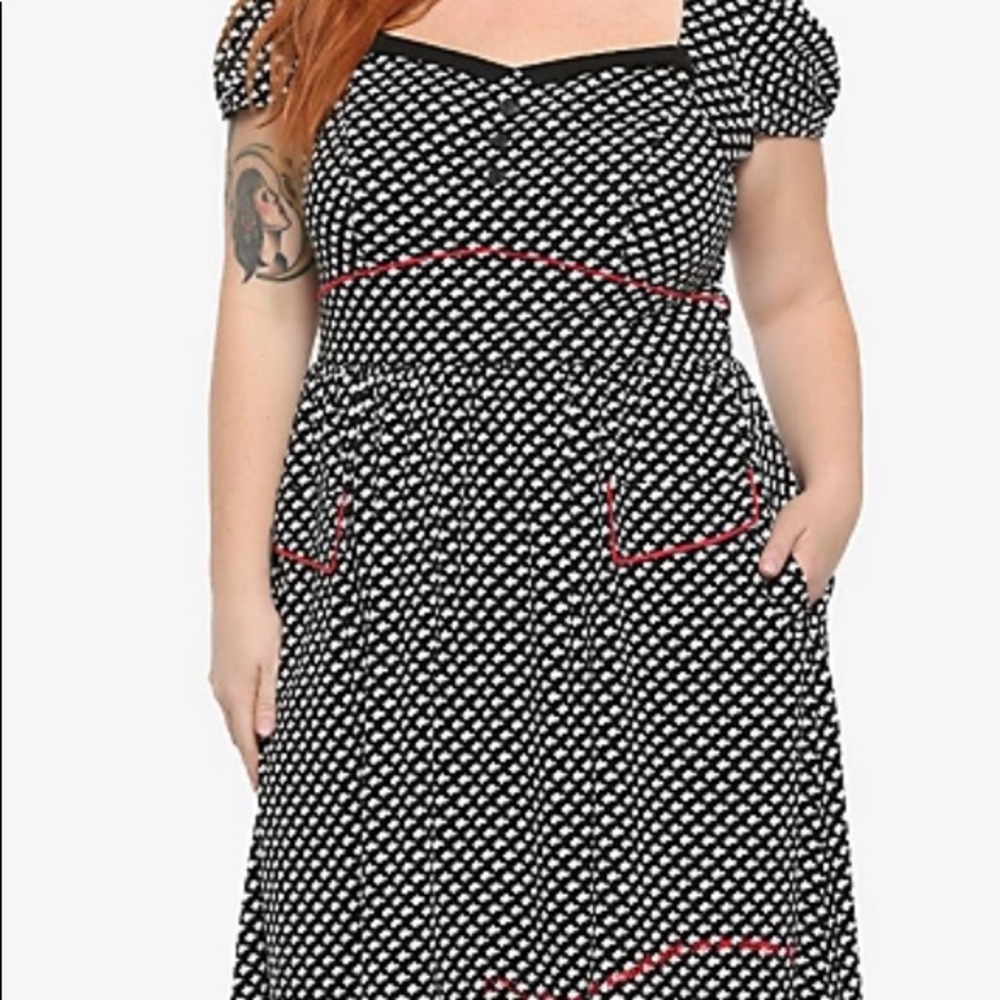 Hot Topic Exclusive CORALINE OTHER MOTHER DRESS